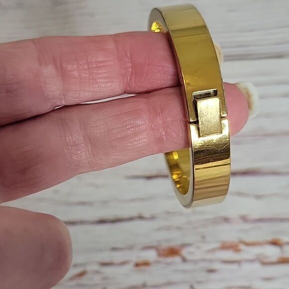 J. CREW Goldtone Bangle - Picture 2 of 5